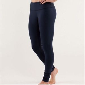 Navy Lululemon Wonder Unders
